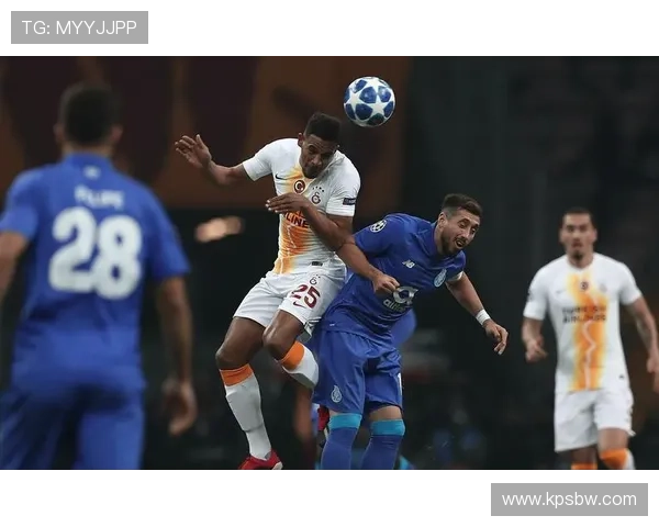 加拉塔萨雷半场领先 费内巴切失点奥斯梅恩破门